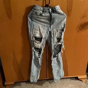 Boyfriend Ripped Jeans